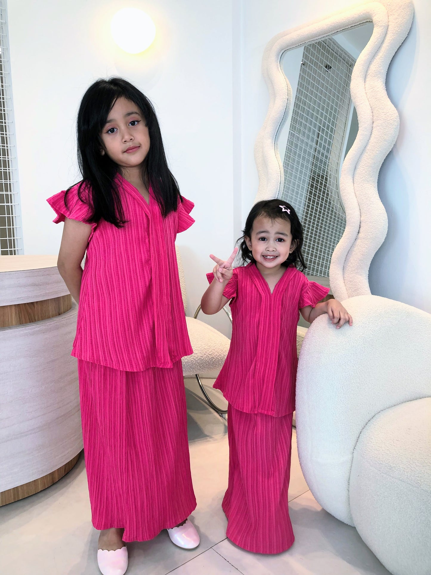 Candy Pink Pleated Kebaya