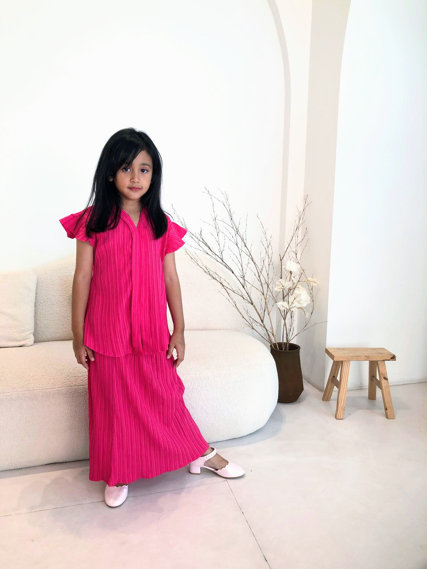 Candy Pink Pleated Kebaya